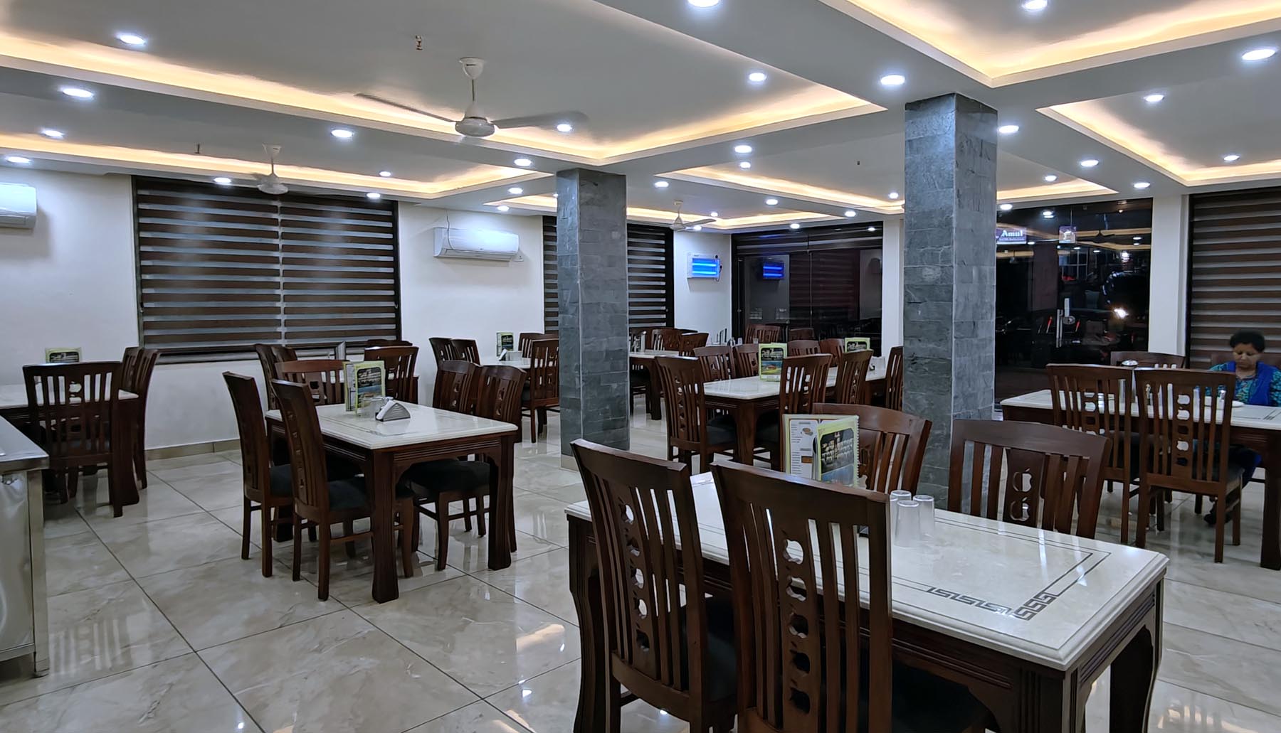 Hotel Aaradhya Grand, Dharamshala