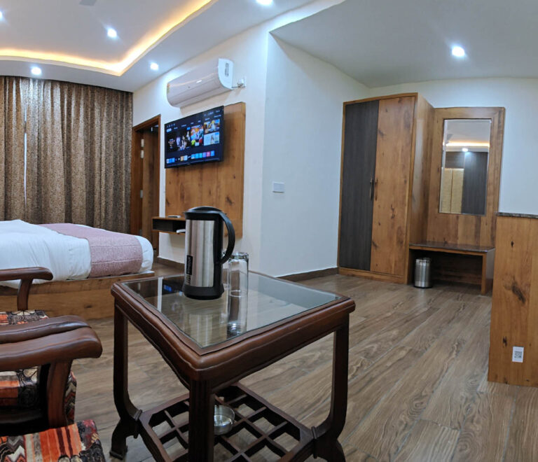 Premium Luxury Room
