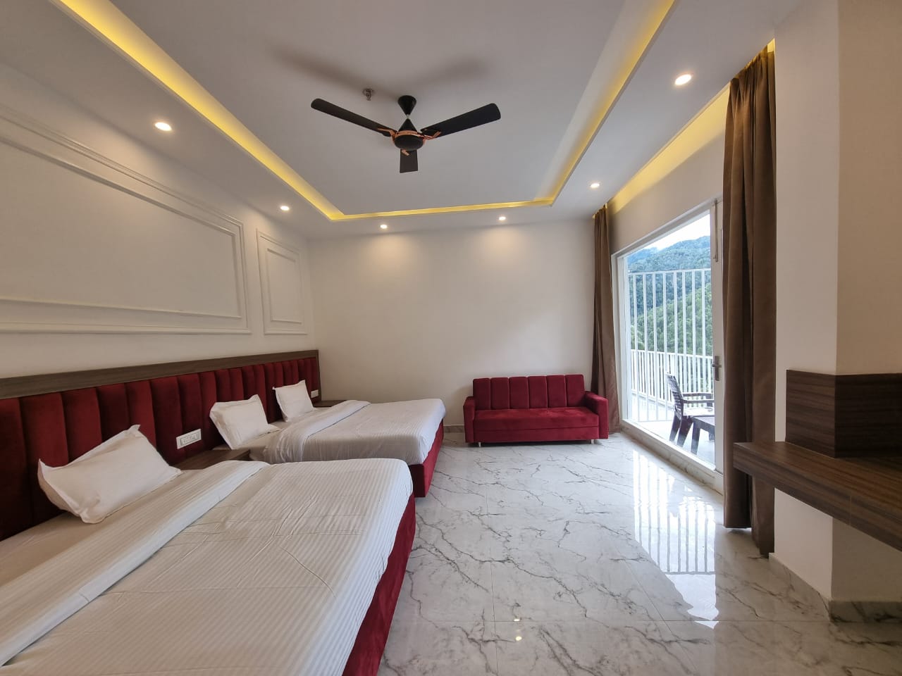 Hotel Lux Vista, Dalhousie