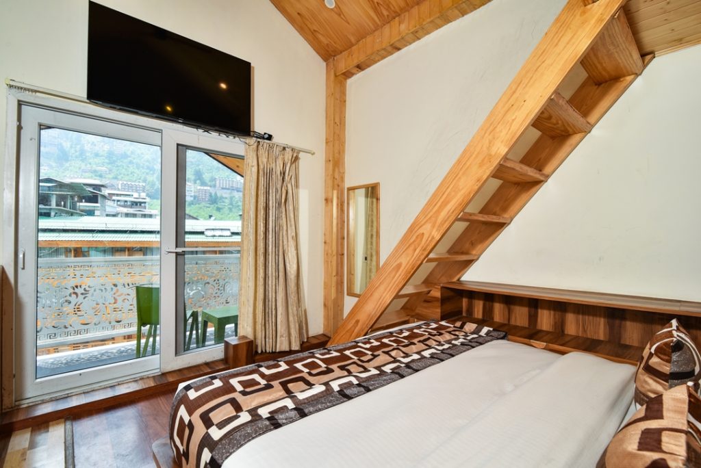 Snow White Regency, Manali