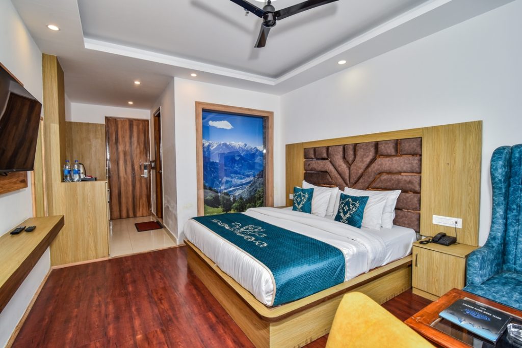 Snow White Regency, Manali