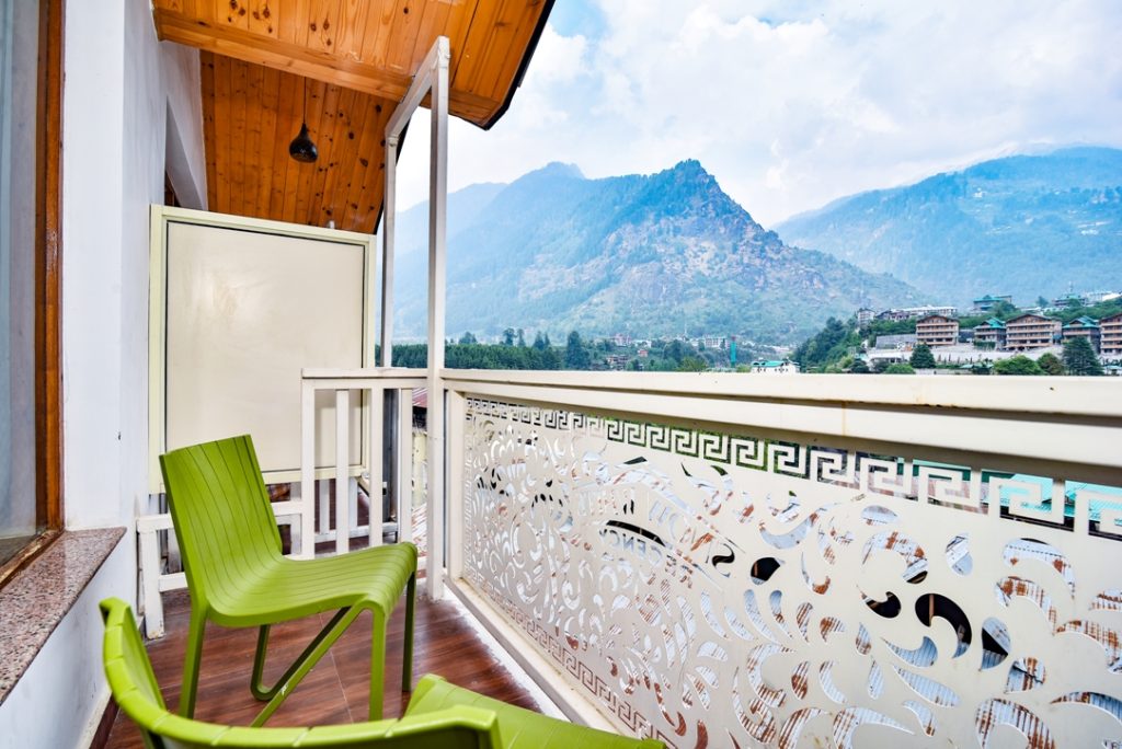 Snow White Regency, Manali